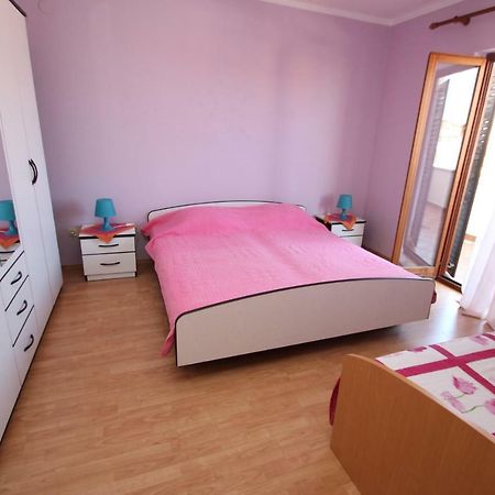Apartment Sandi Врсар Екстер'єр фото