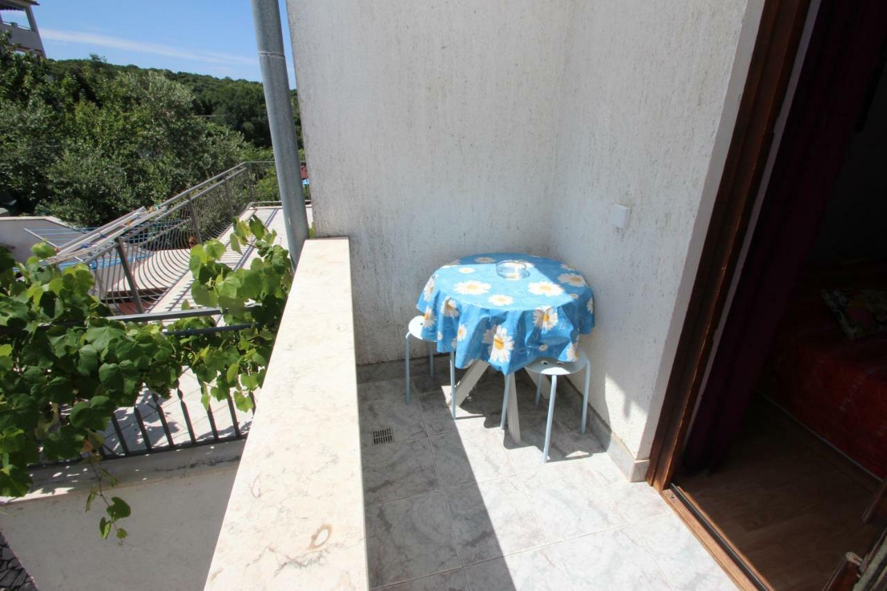 Apartment Sandi Врсар Екстер'єр фото